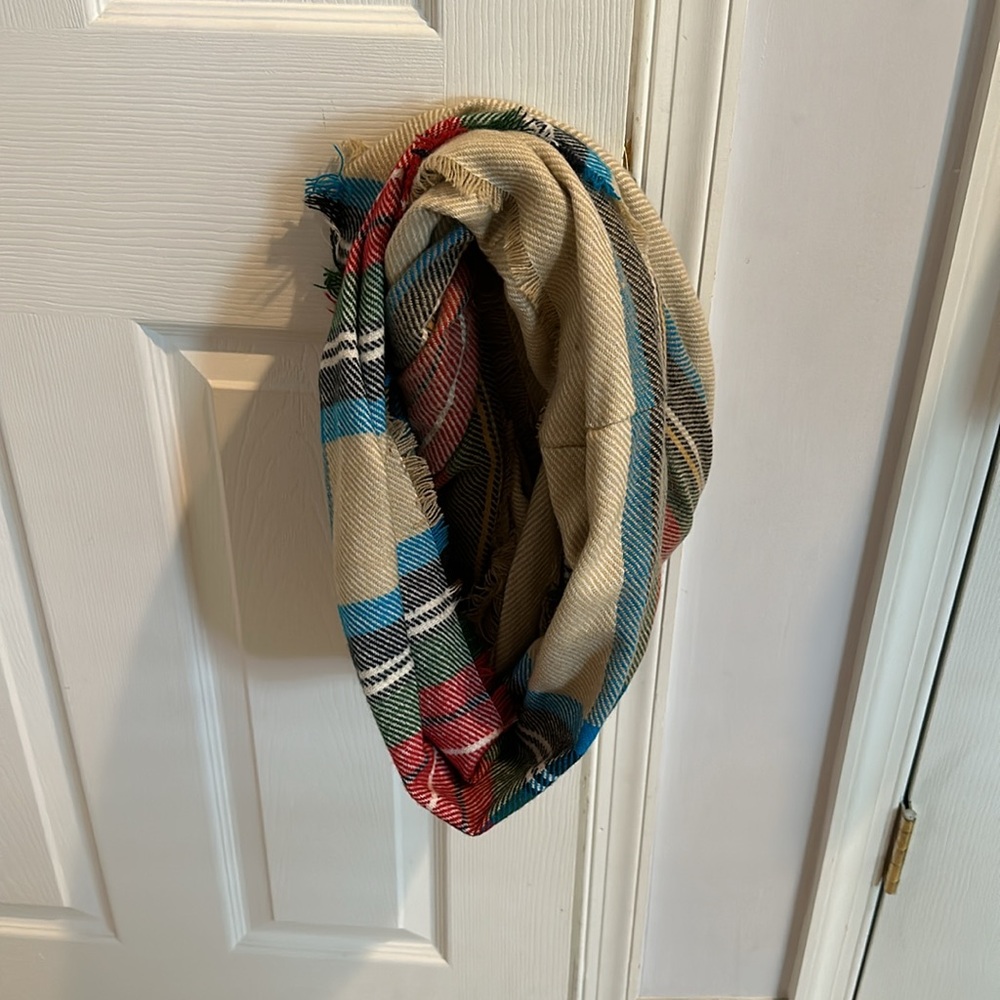 PLAID INFINITY SCARF